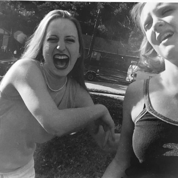 Meet your Posher, Amanda - Picture 1 of 1